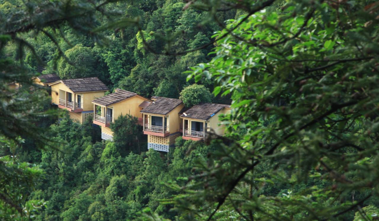 丫山九成山舍别墅酒店